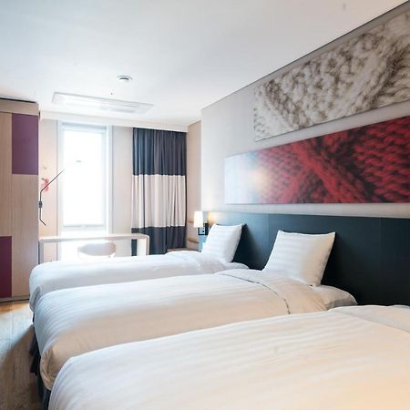 Ibis Ambassador Busan Haeundae Exterior foto
